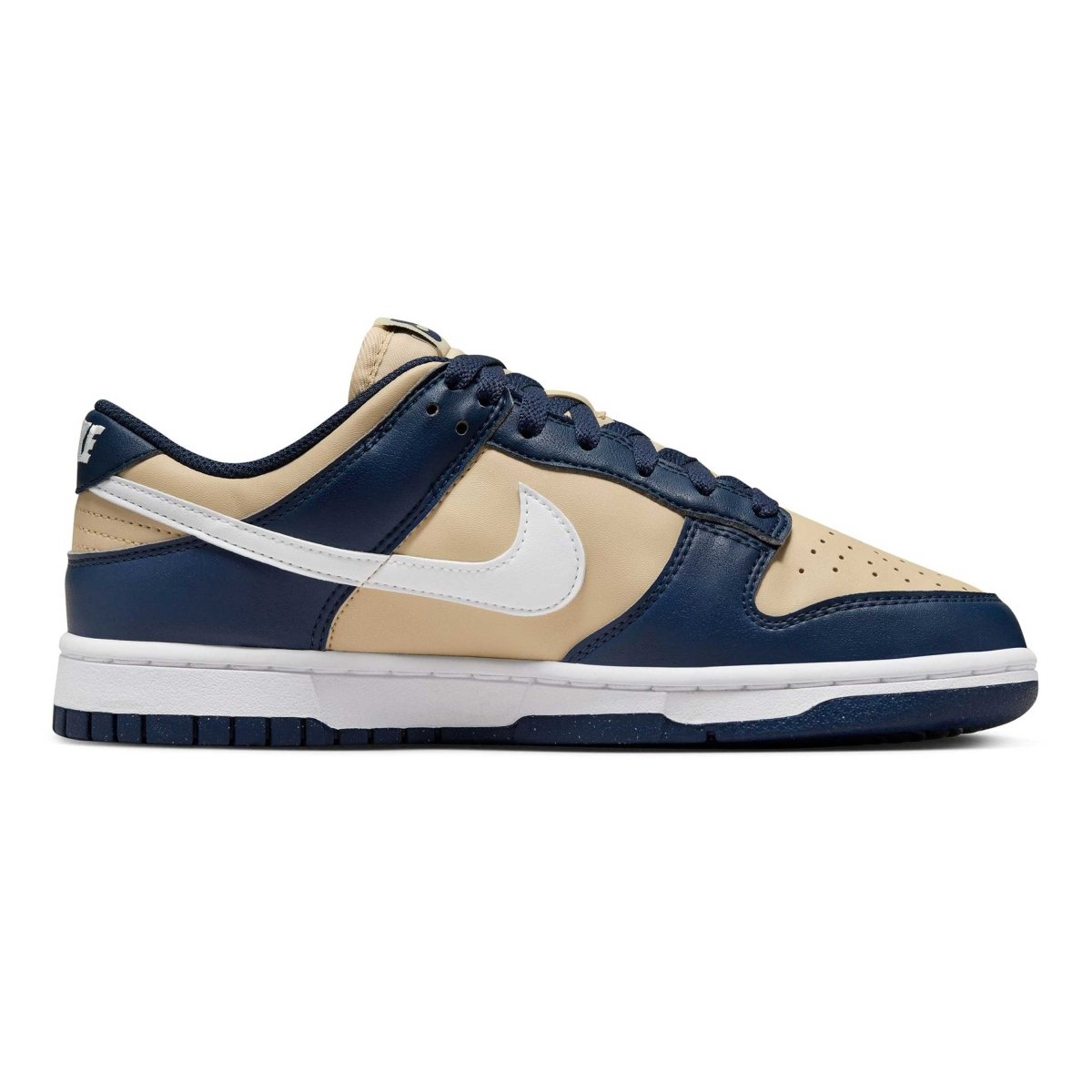 Womens navy blue clearance nikes