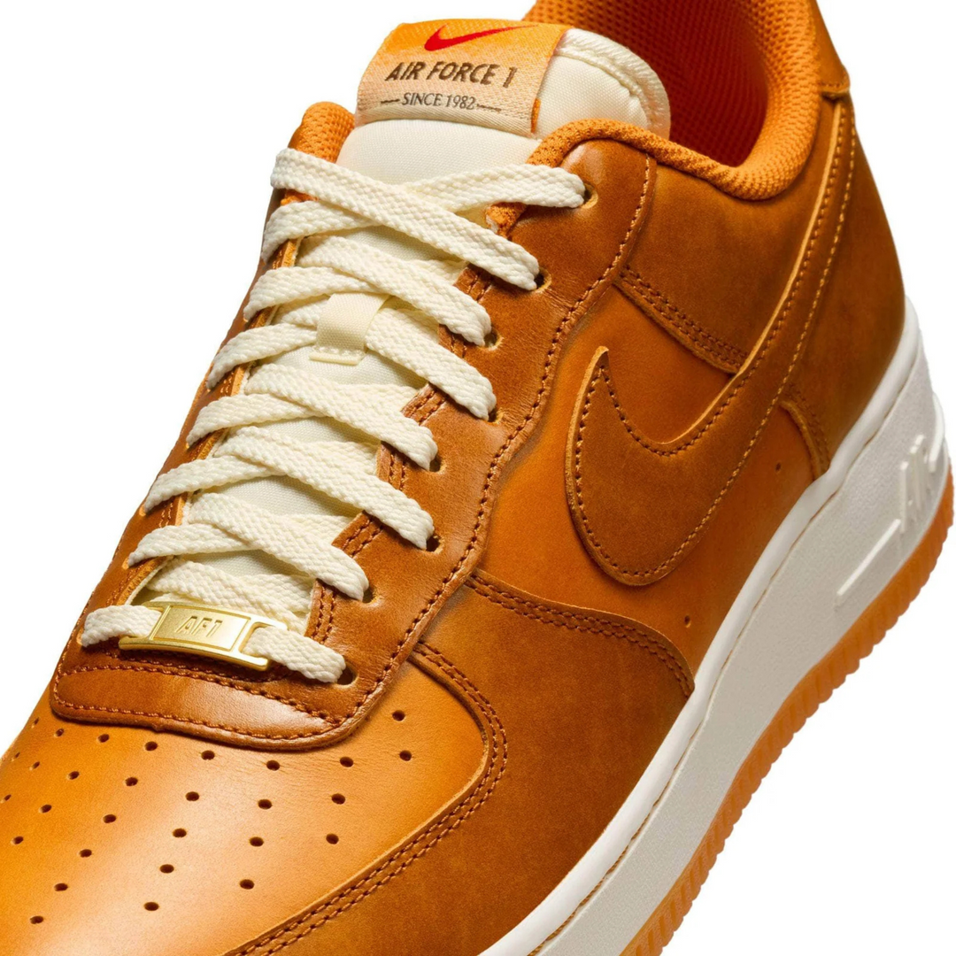 Nike Men's Air Force 1 '07 LV8 Sunset/Cacao Wow/Coconut Milk/Russet