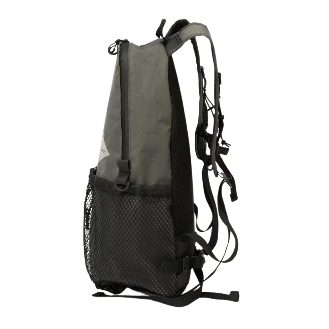 And Wander PE/CO 20L DayPack Gray - 10050918 - West NYC