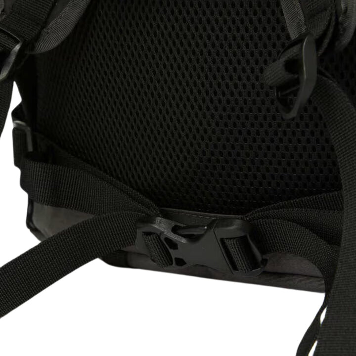 And Wander PE/CO 20L DayPack Gray - 10050918 - West NYC