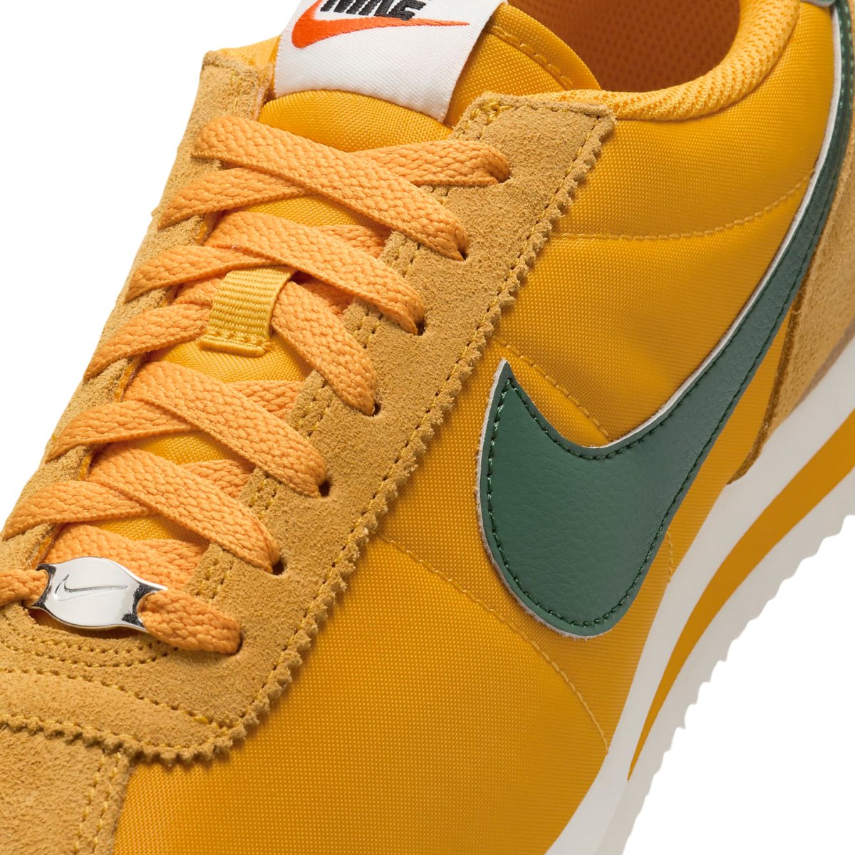 Nike cortez yellow black online